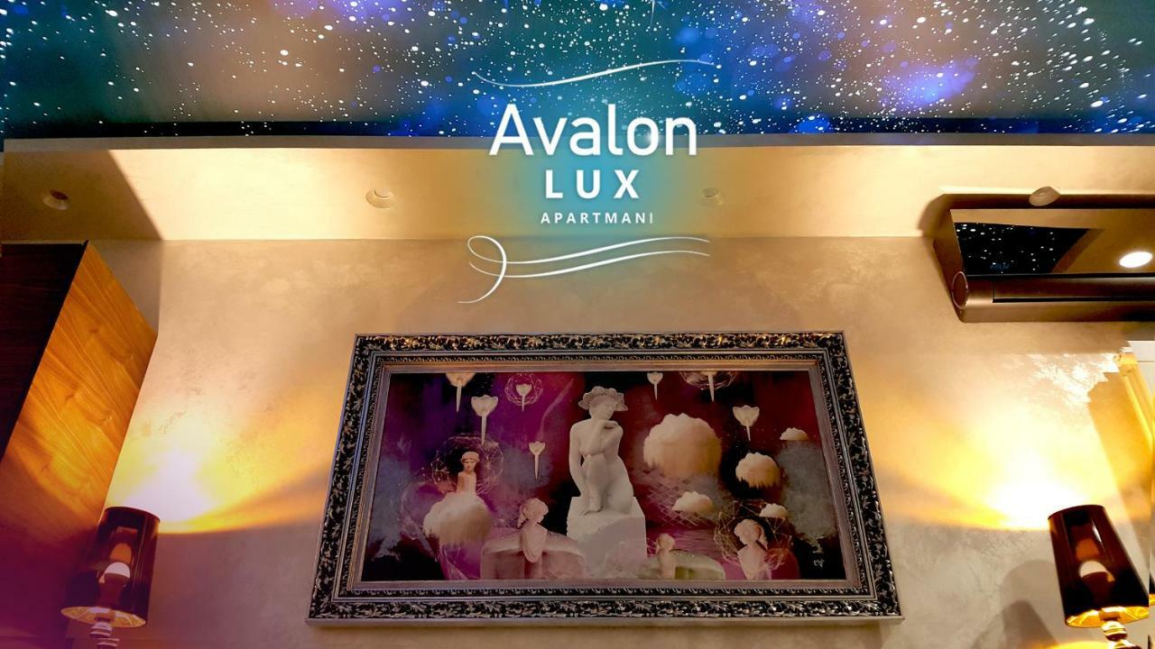 Avalon Lux Studio Apartment Новий Сад Екстер'єр фото
